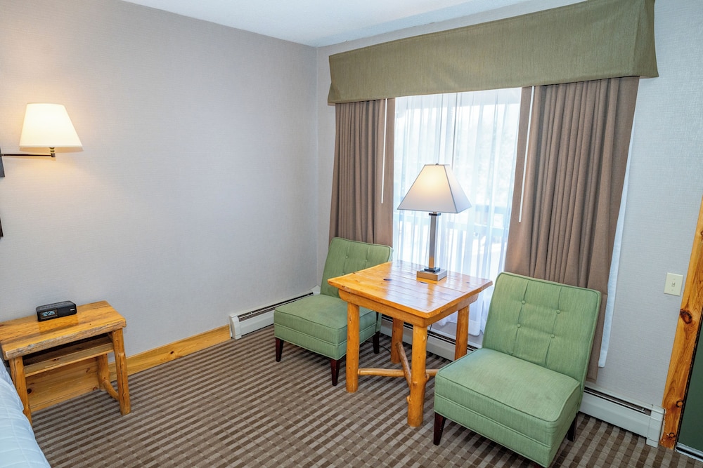 Hotel Estes - photo 32