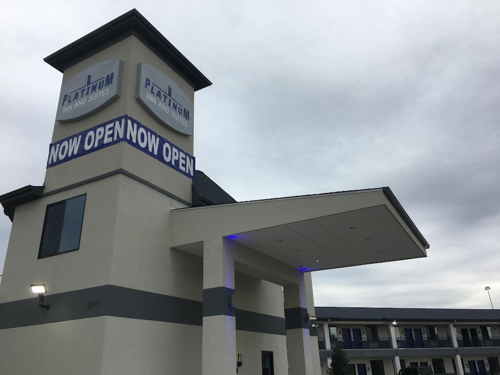 Platinum Inn and Suites - photo 14