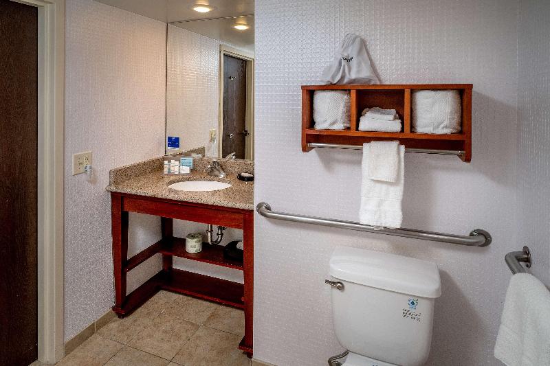 Hampton Inn Charleston Downtown - photo 47