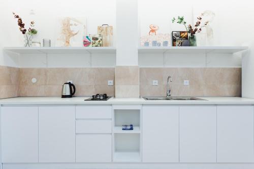 Meidan Bazaar Prime Location Apartment