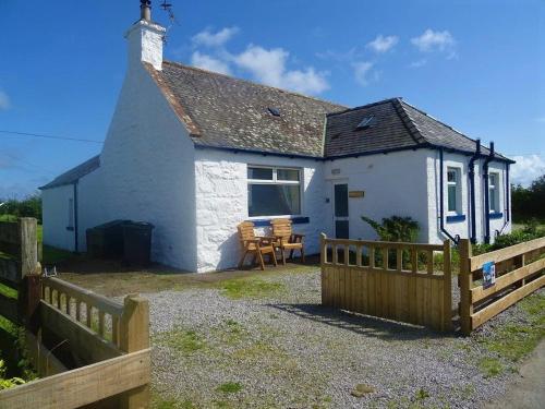 Shelduck Cottage — 4-Star Luxury Hotel in None, United Kingdom