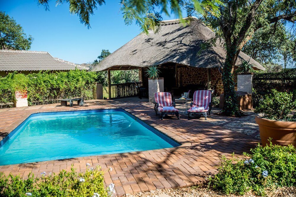 Thaba Legae Guest Lodge — 4-Star Luxury Hotel in Rustenburg, South Africa