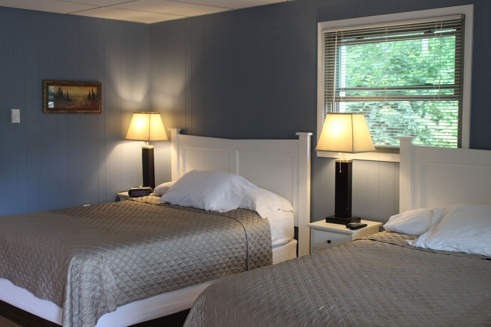 Catskill Seasons Inn - photo 26