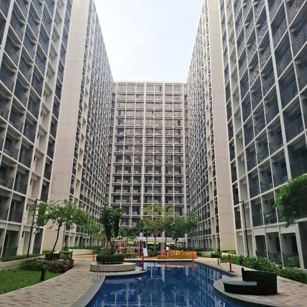 Shore Residences — 4-Star Luxury Hotel in Pasay, Philippines