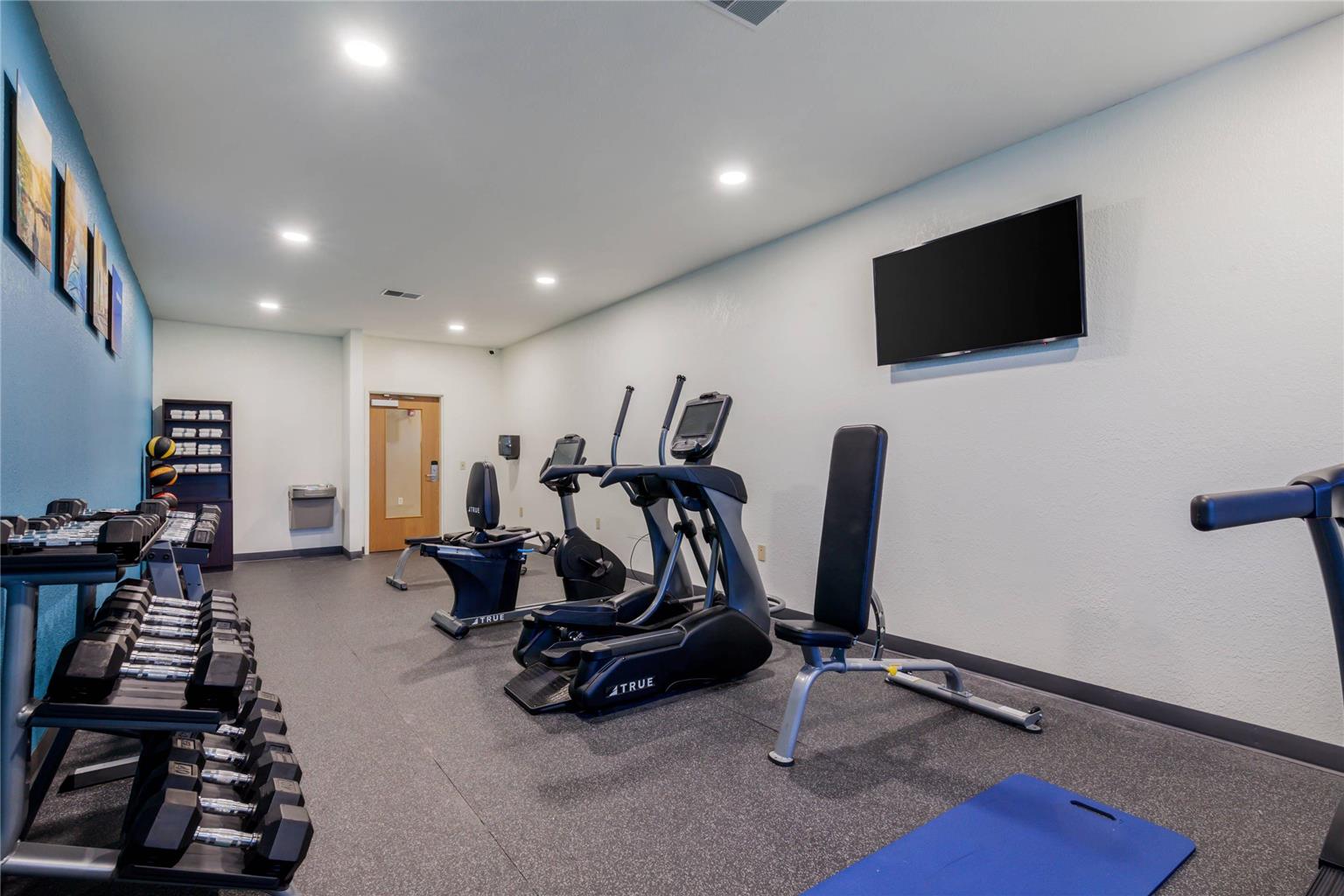 Comfort Suites Johnson Creek Conference Center - photo 28