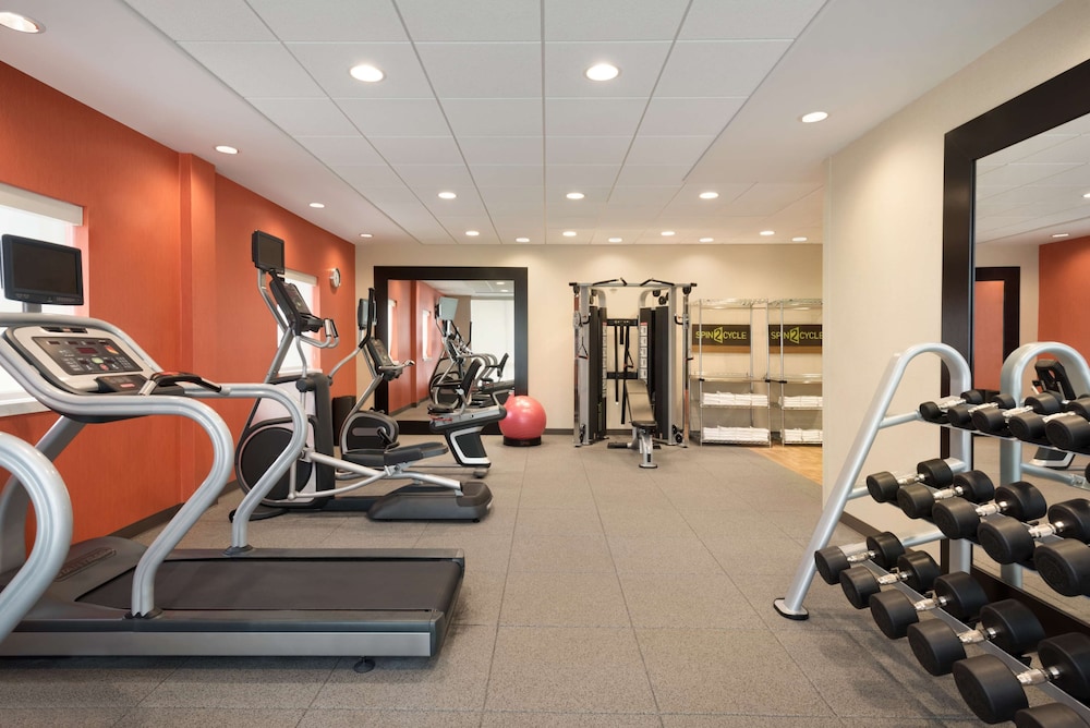 Home2 Suites by Hilton Menomonee Falls Milwaukee - photo 24