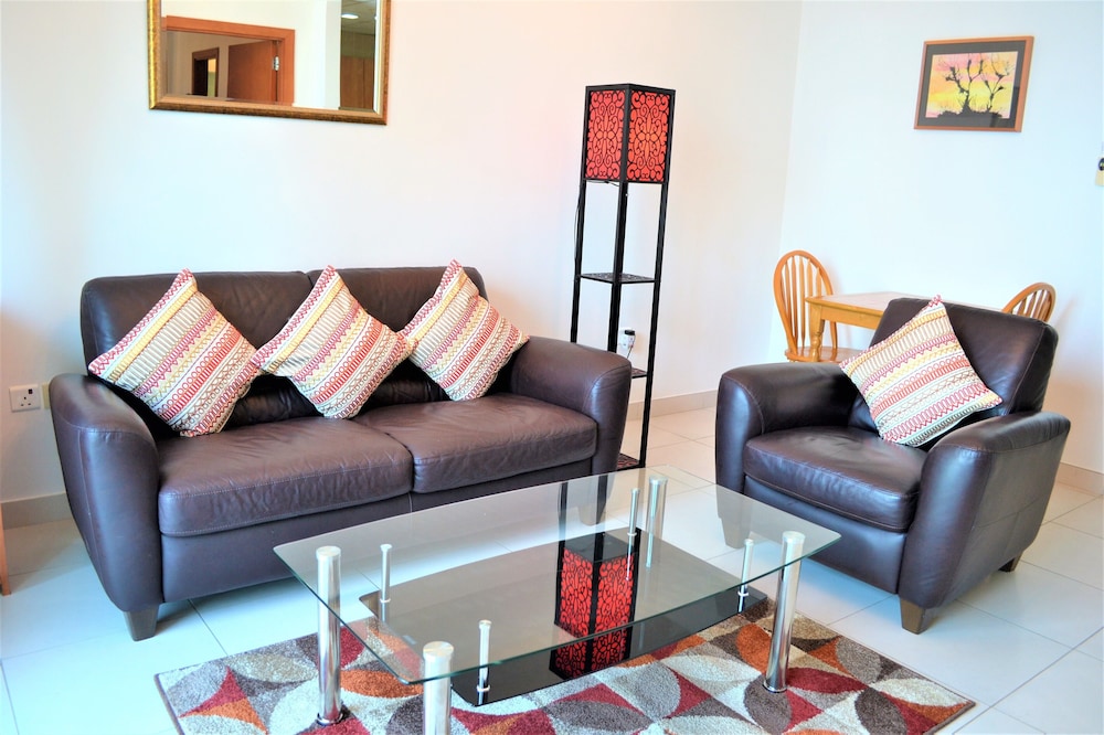 Fully Furnished 1BR with Balcony & Marina View MRVW — 5-Star Luxury Hotel in Dubai, United Arab Emirates