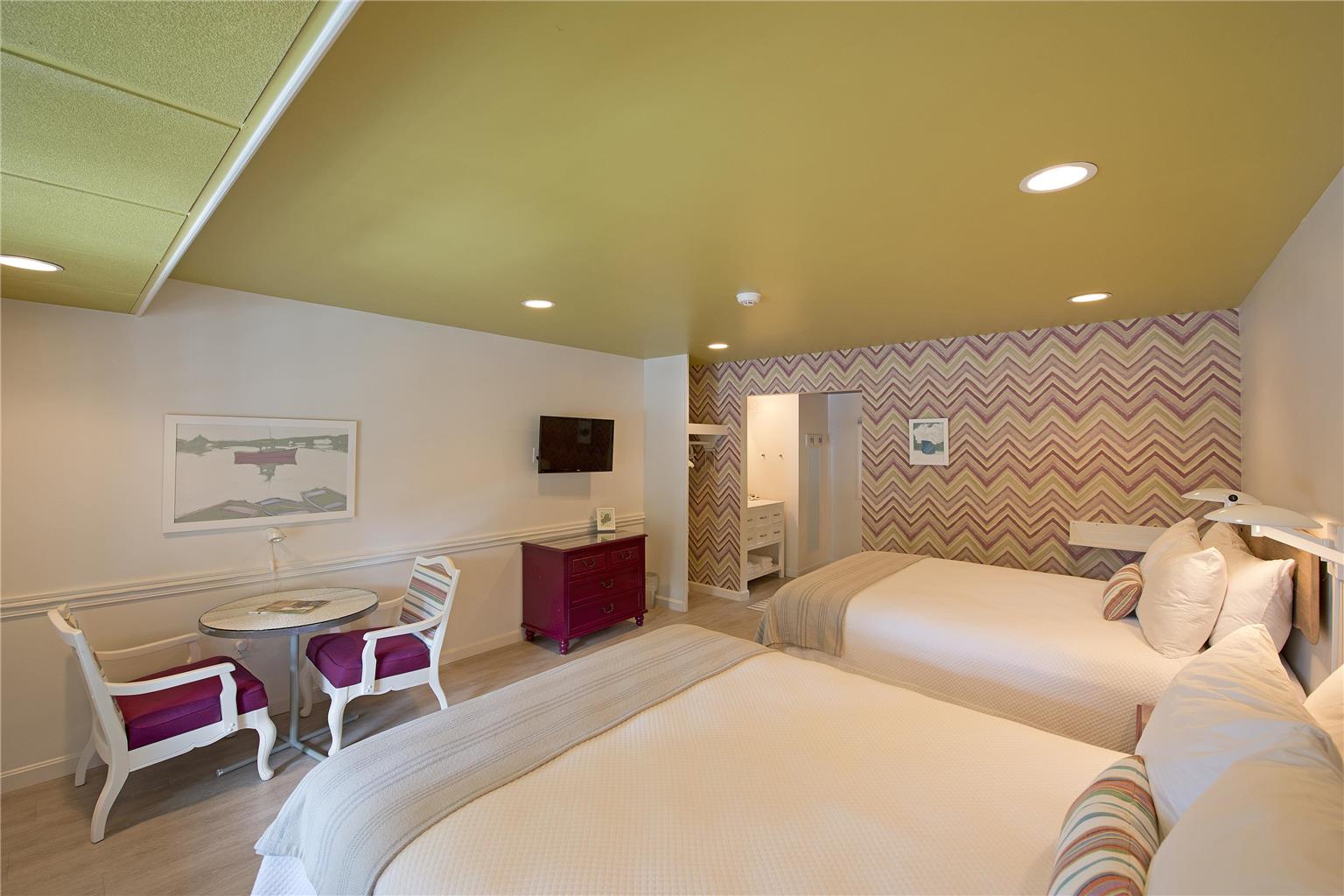 The Lodge at the Cove - photo 28