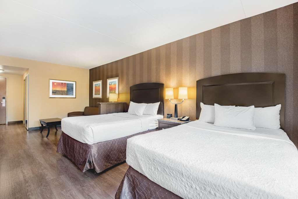 La Quinta Inn & Suites by Wyndham Bel Air I 95 Exit 77A - photo 9