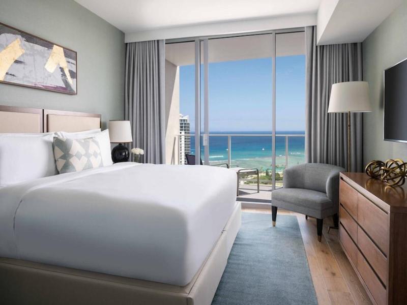 The Ritz Carlton Residences Waikiki Beach - photo 20