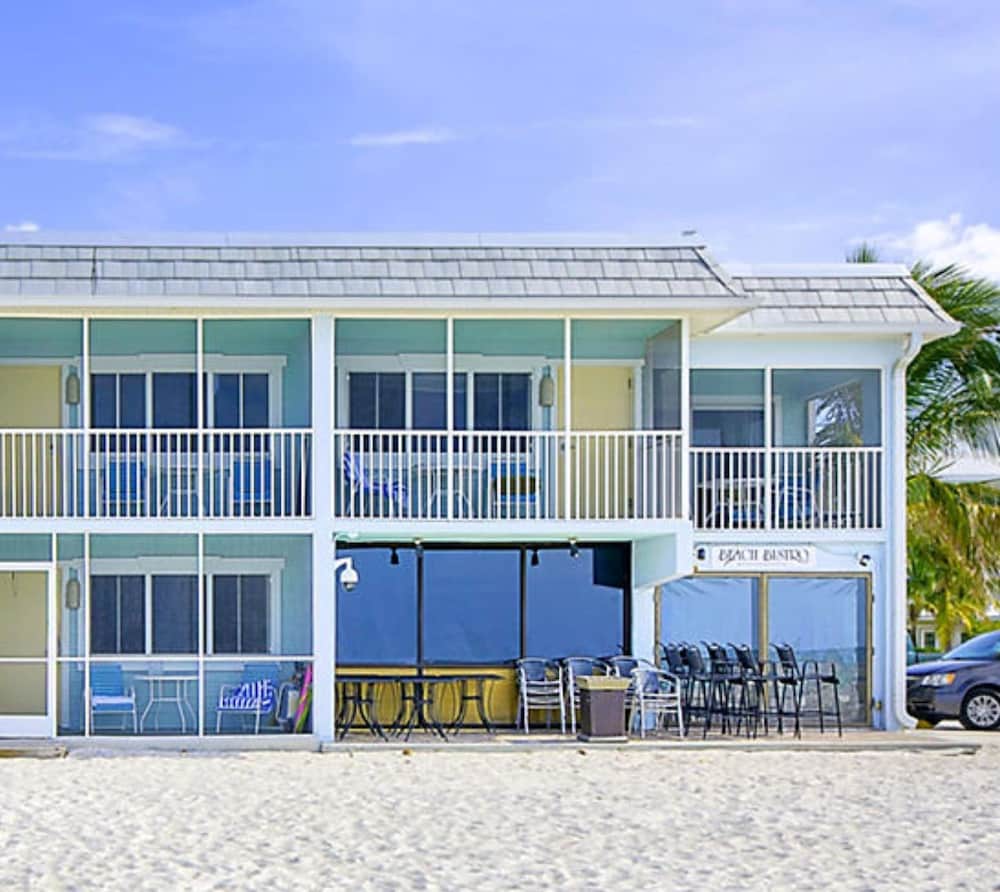 Resort Sixty Six - photo 14