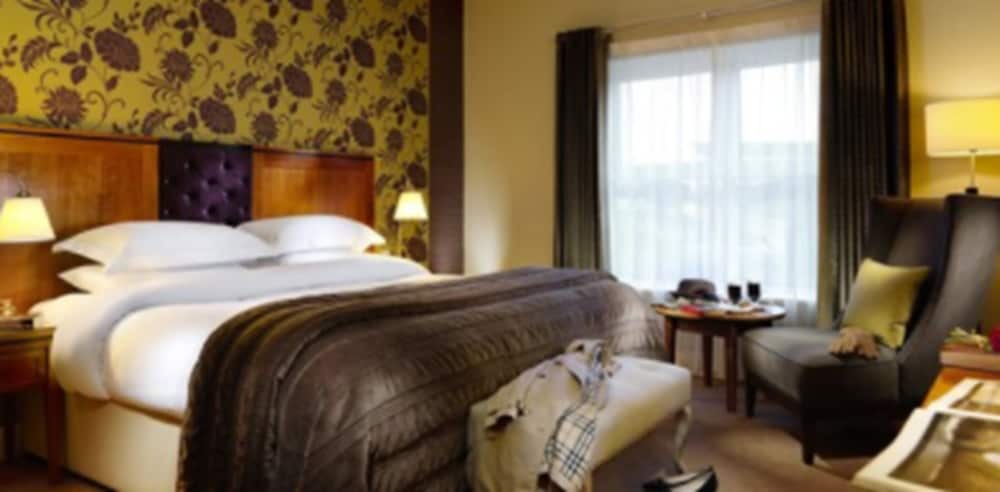 Brook Lane Hotel
