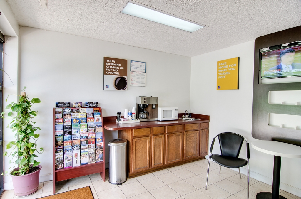 Motel6 Cartersville GA - photo 20