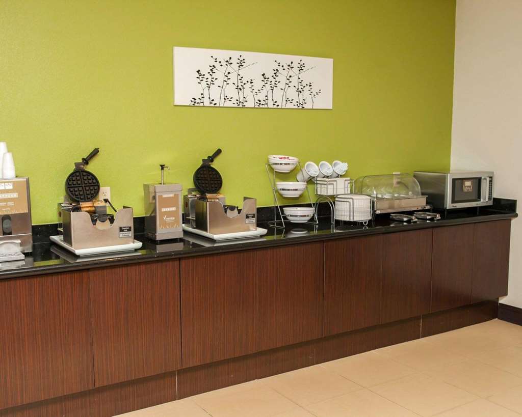 Sleep Inn & Suites Harrisburg Hershey North - photo 25