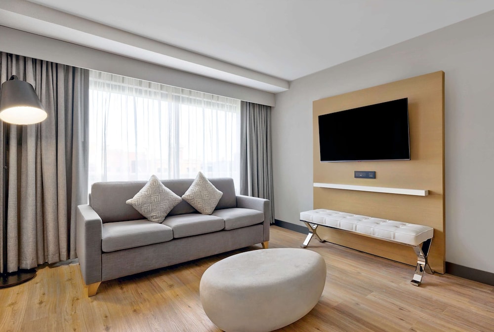 DoubleTree by Hilton Davenport - photo 35