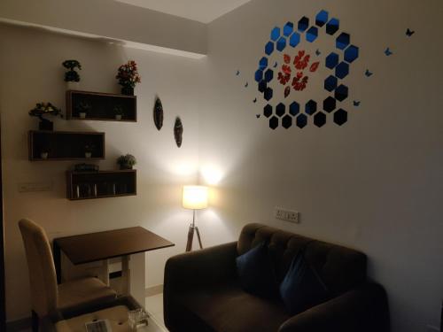 Gen Z# Couple Friendly Relax & Comfy Condo — 4-Star Luxury Hotel in Noida, India