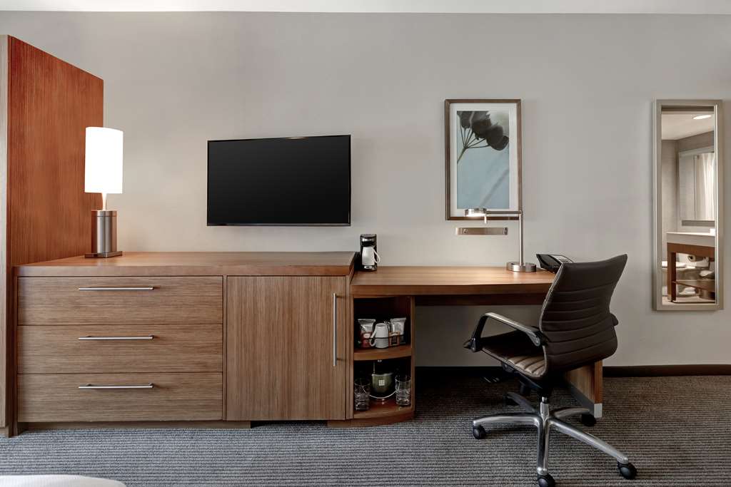 Hyatt Place Bloomington Normal - photo 24