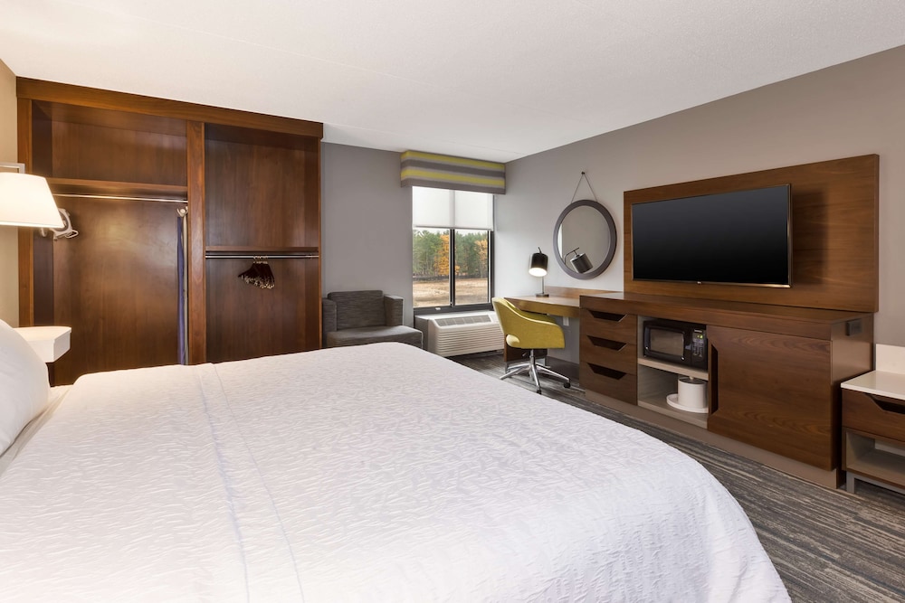 Hampton Inn Traverse City - photo 15