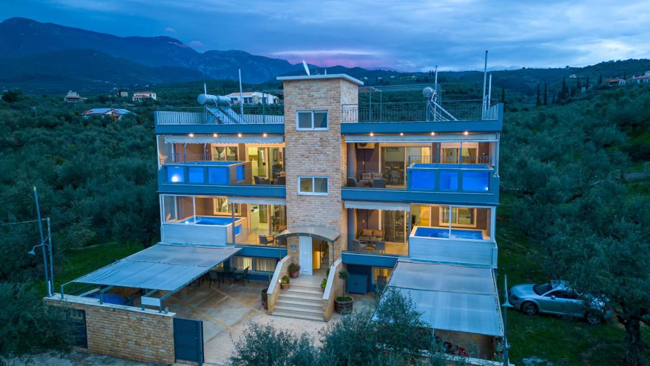 Paliochora Apartments — 4-Star Luxury Hotel in Kalamata, Greece