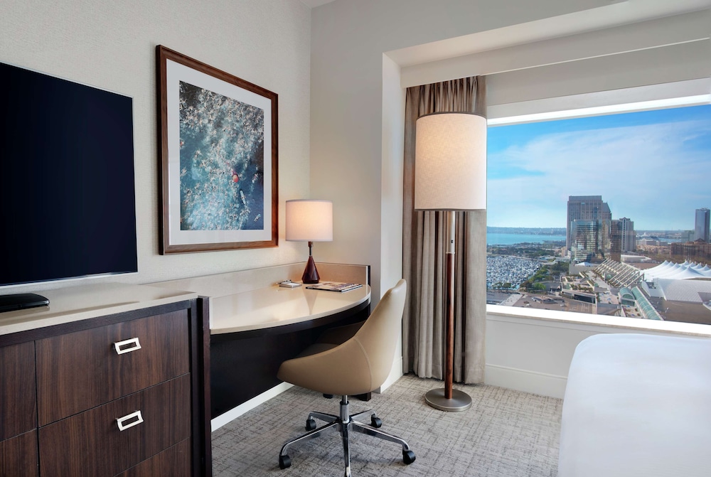 Hilton San Diego Bayfront - photo 30