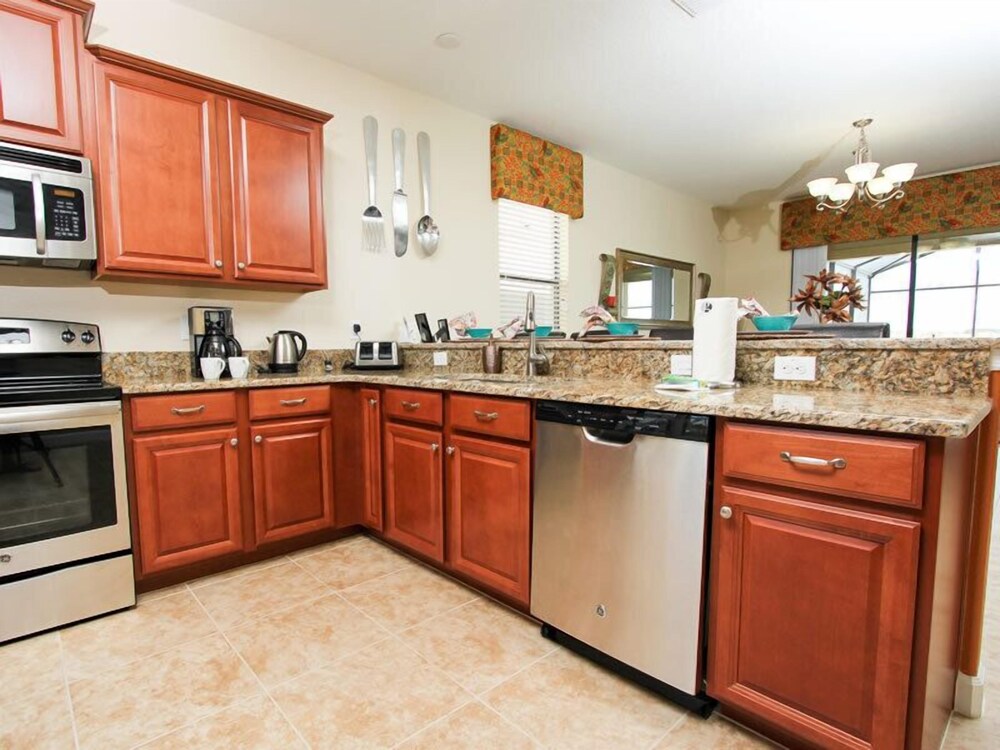 Ov2558 Champions Gate Resort 5 Bed 4.5 Baths Villa - photo 28