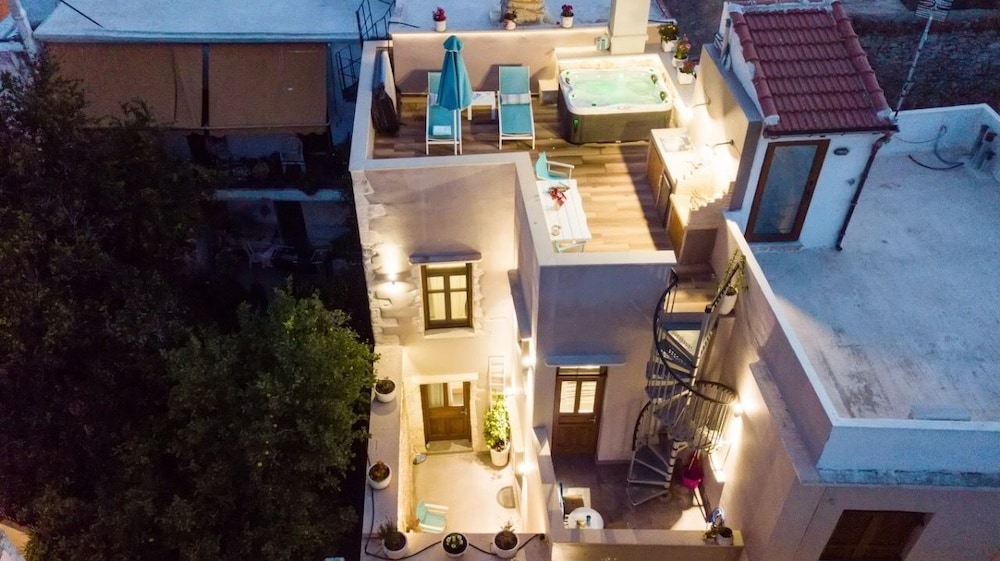 AC Homes Alice — 4-Star Luxury Hotel in Rethymno, Greece