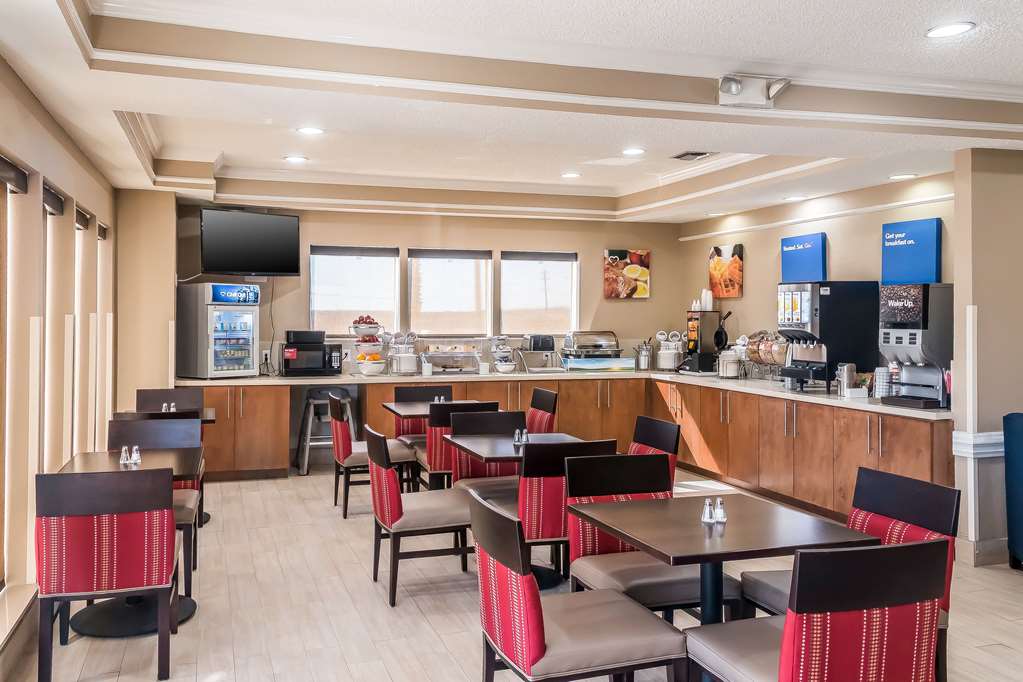Comfort Inn near Frost Bank Center - photo 28