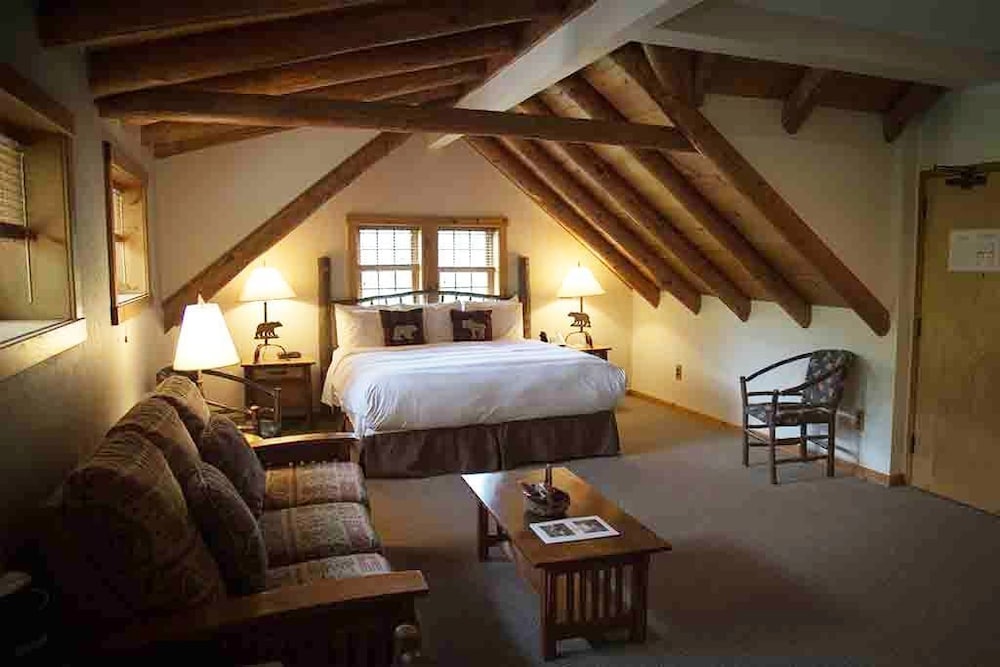 Emerson Resort & Spa - photo 6