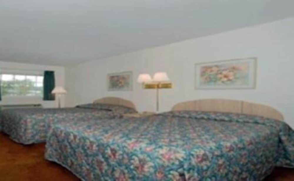 Heritage Inn - photo 14