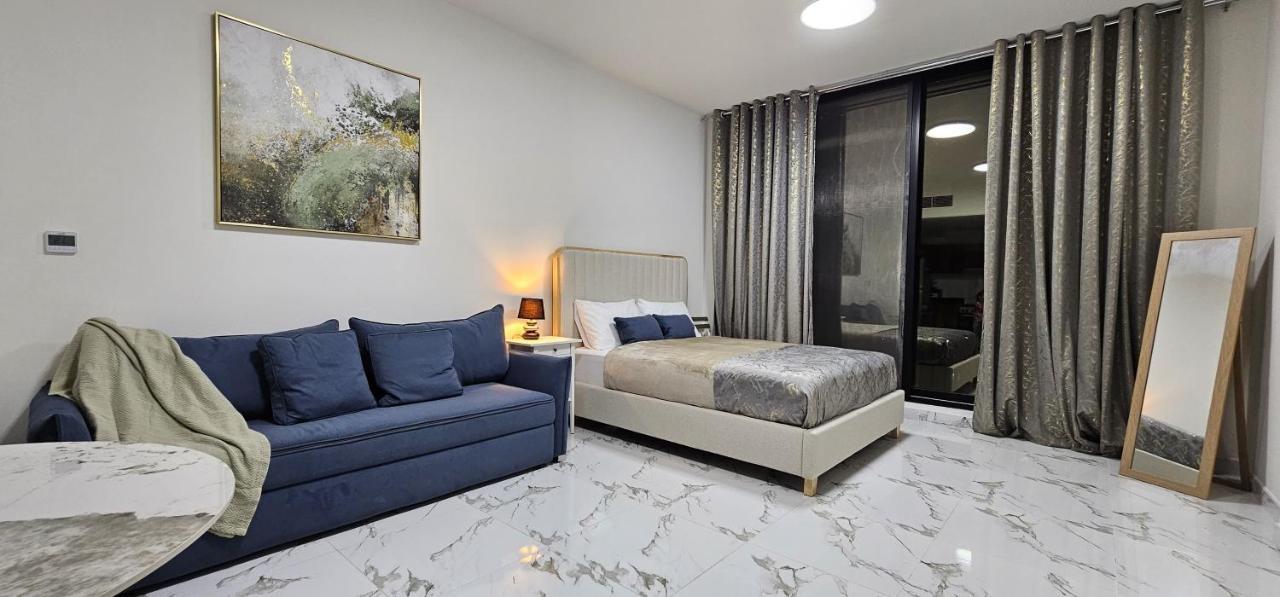 Unique studio E16 — 4-Star Luxury Hotel in Ras Al Khaimah City, United Arab Emirates