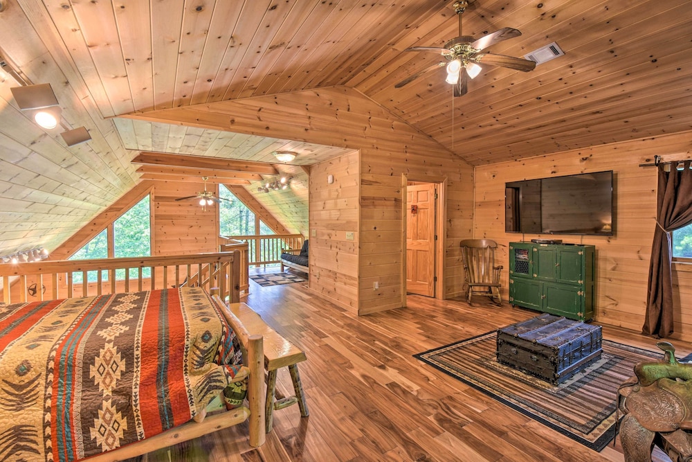 Dreamy Ellijay Resort Cabin with Game Room And Decks - photo 11