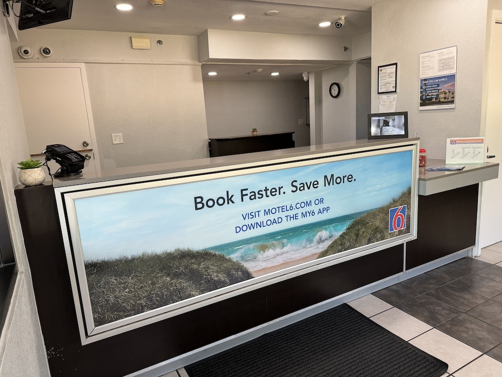 Motel 6 Bradenton FL - photo 4