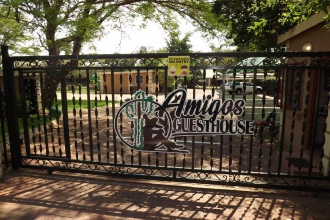Amigos Guesthouse — 4-Star Luxury Hotel in Brits, South Africa