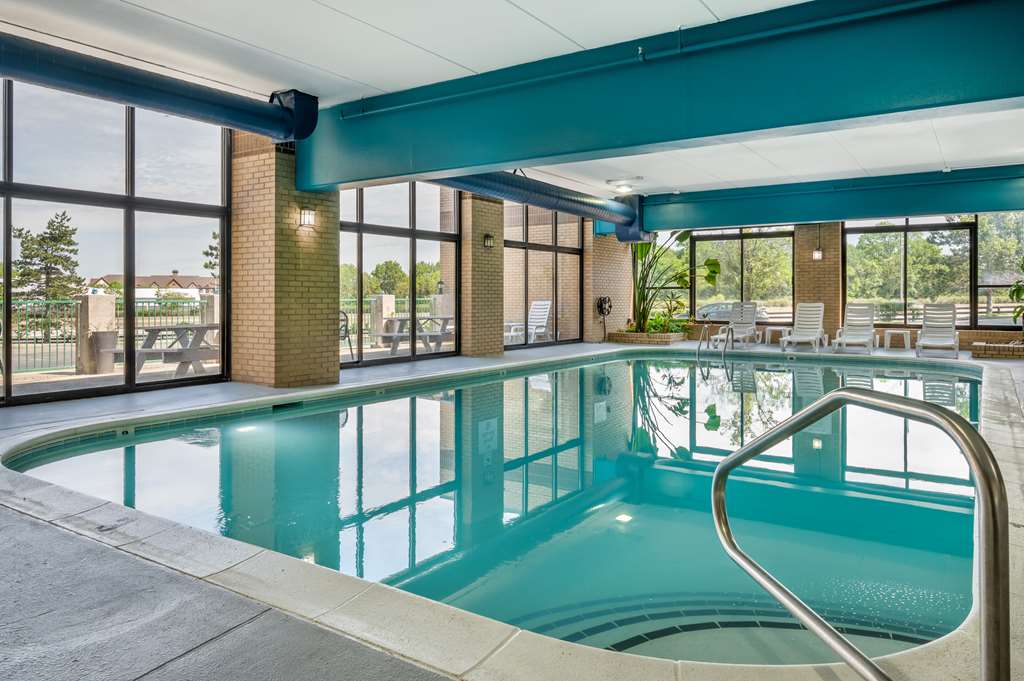 Clarion Pointe Louisville East - photo 33