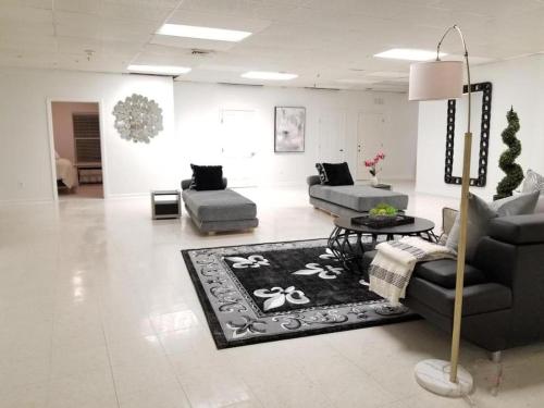 9Br Sleeps 19. Amazing Deal - photo 17
