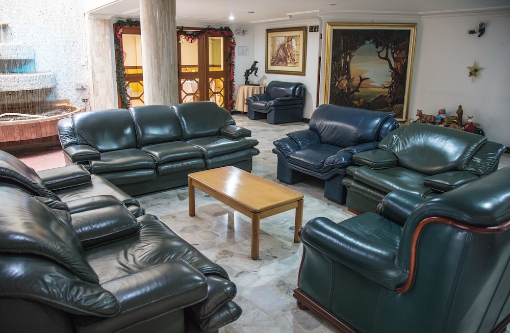Hotel Palma Real — hotel near Vanguardia Airport