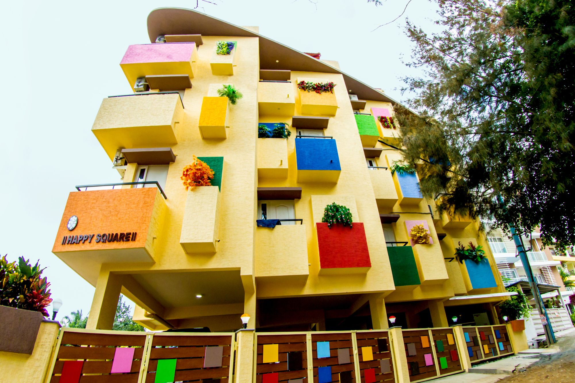 Rainbow Services - carbon neutral hotel in Bengaluru