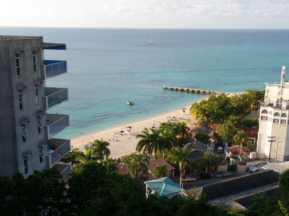 Rest Up Beach Studio At Montego Bay Club Resort in Montego Bay, Jamaica