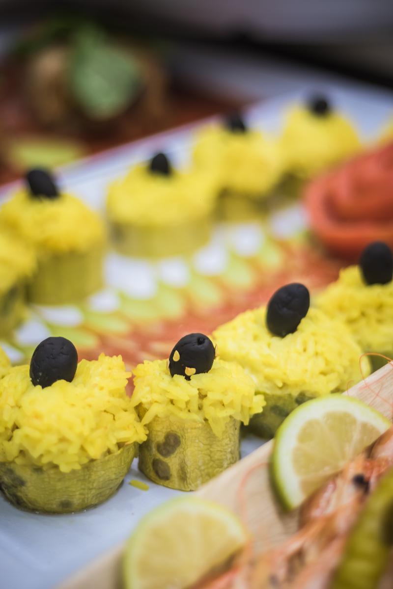 Aparthotel Esquinzo Y Monte Del Mar