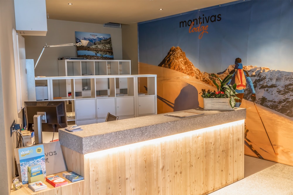 Montivas Lodge — 4-Star Luxury Hotel in Livigno, Italy