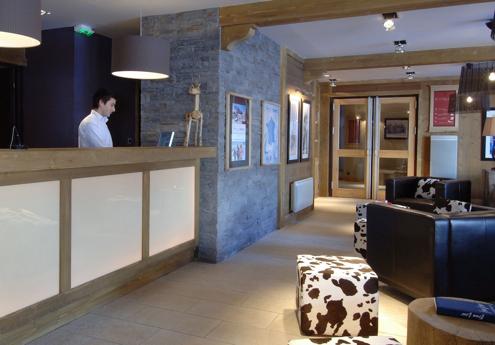 Résidence Pierre & Vacances Premium les Crets — 4-Star Luxury Hotel in Meribel, France