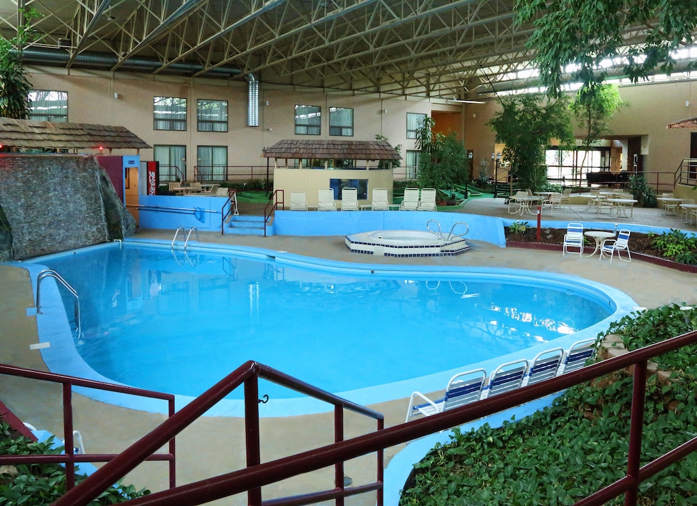 Townhouse Hotel Grand Forks - photo 15