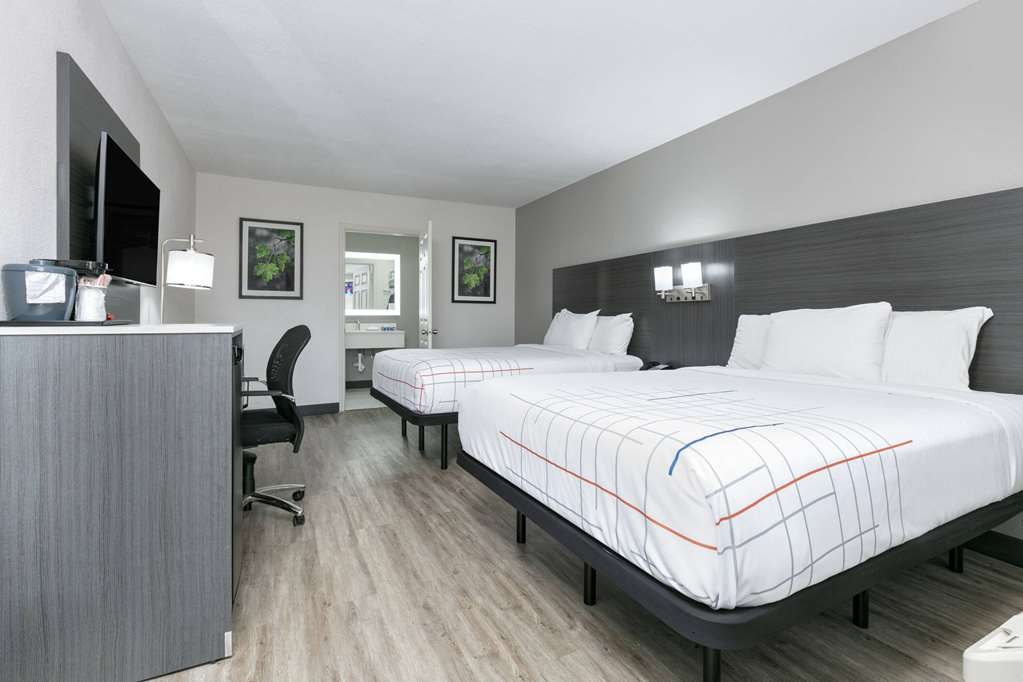 La Quinta Inn by Wyndham Dallas Uptown - photo 61