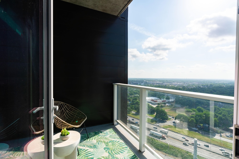 Austin Condo Hotel - photo 627