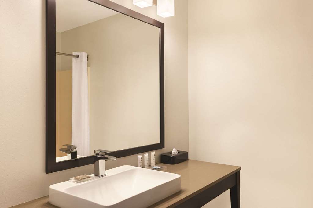Country Inn & Suites by Radisson Forest Lake MN - photo 8
