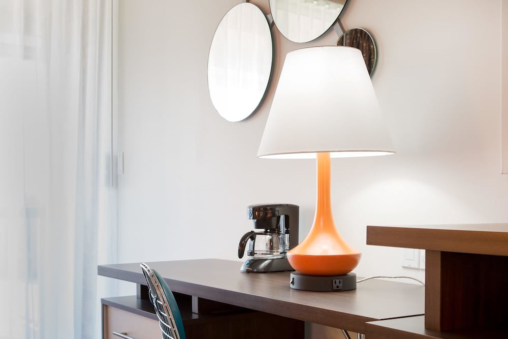 Howard Johnson Hotel by Wyndham Toms River - photo 3