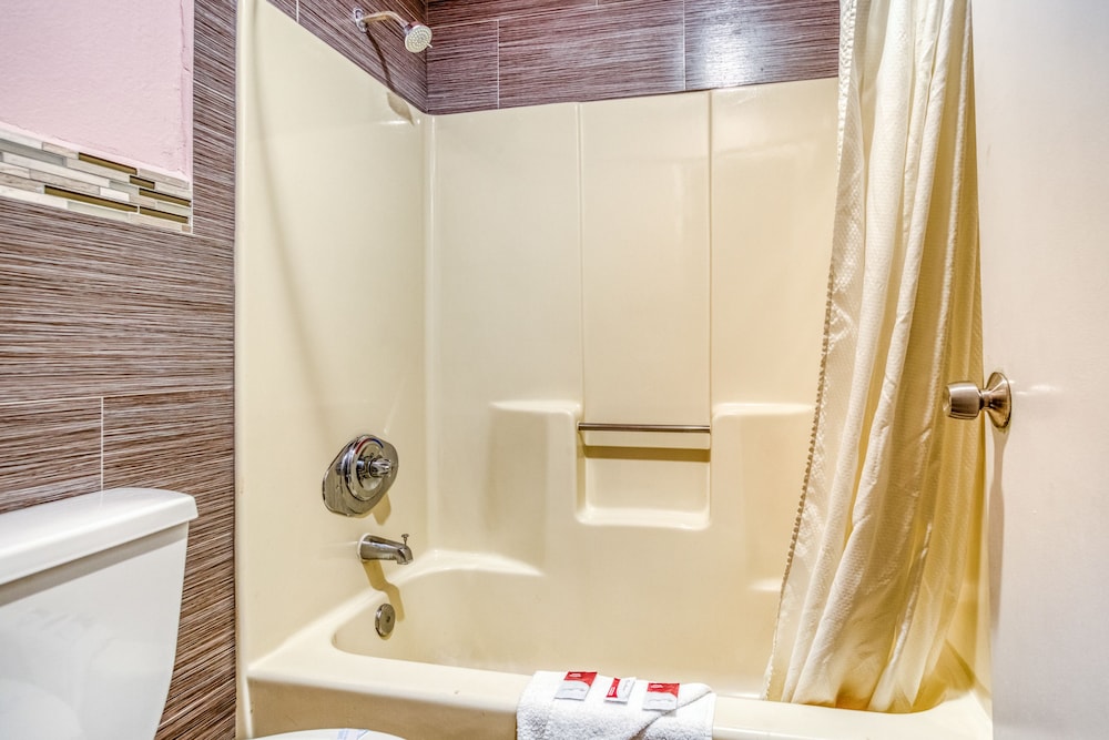 Hotel Whittier CA I 605 - photo 24
