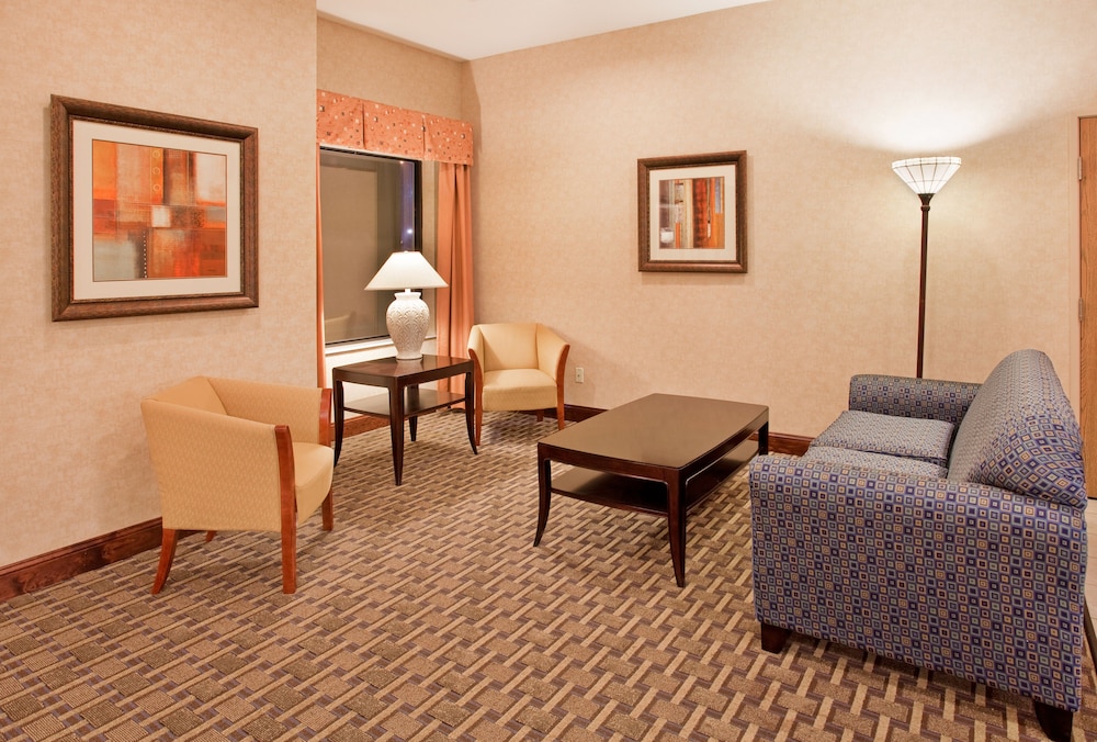 Holiday Inn Express Kansas City Liberty by IHG - photo 63