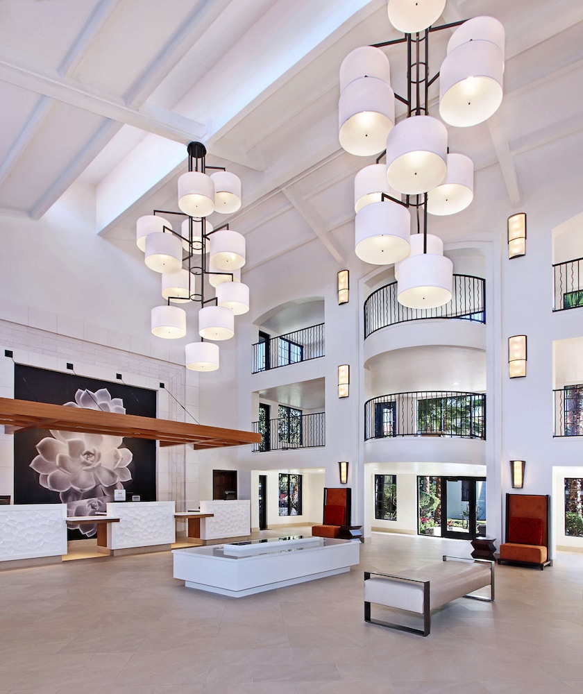 Embassy Suites by Hilton Palm Desert - photo 2