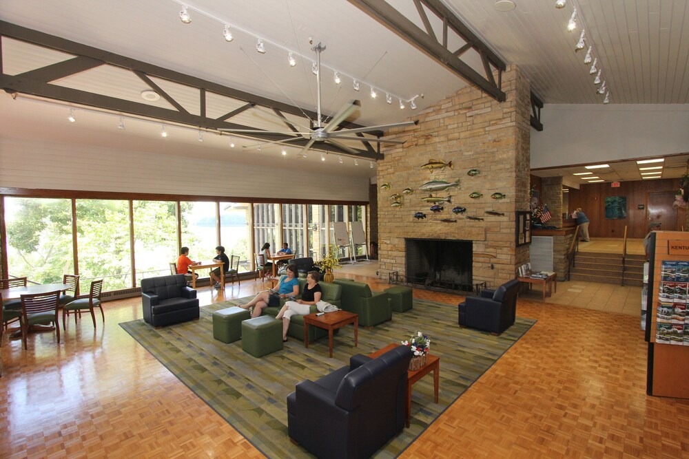 Lake Cumberland State Resort Park - photo 2